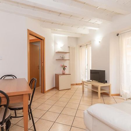 Appartamento Bilocale 1 Piazza Vittoria - Affitti Brevi Italia 布雷西亚 外观 照片