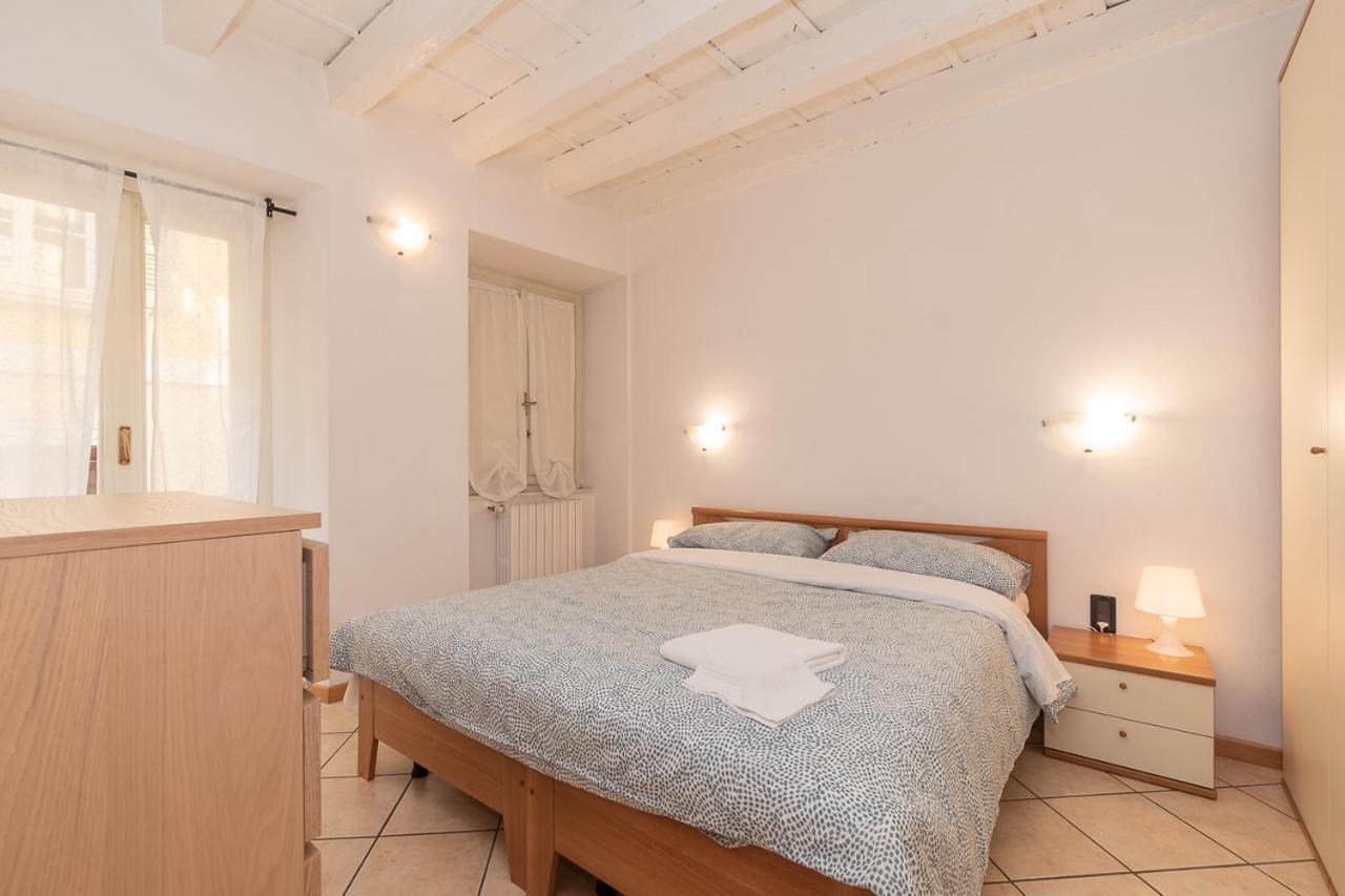 Appartamento Bilocale 1 Piazza Vittoria - Affitti Brevi Italia 布雷西亚 外观 照片