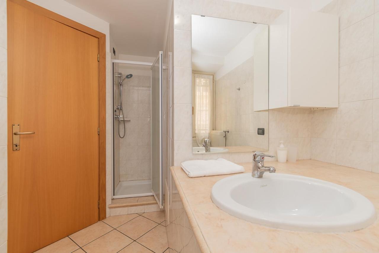 Appartamento Bilocale 1 Piazza Vittoria - Affitti Brevi Italia 布雷西亚 外观 照片