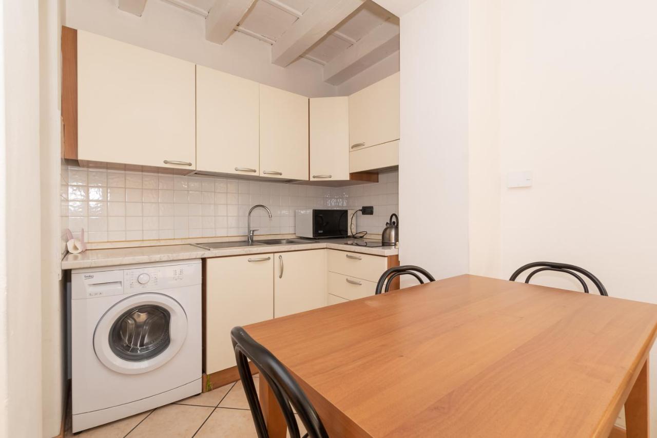 Appartamento Bilocale 1 Piazza Vittoria - Affitti Brevi Italia 布雷西亚 外观 照片